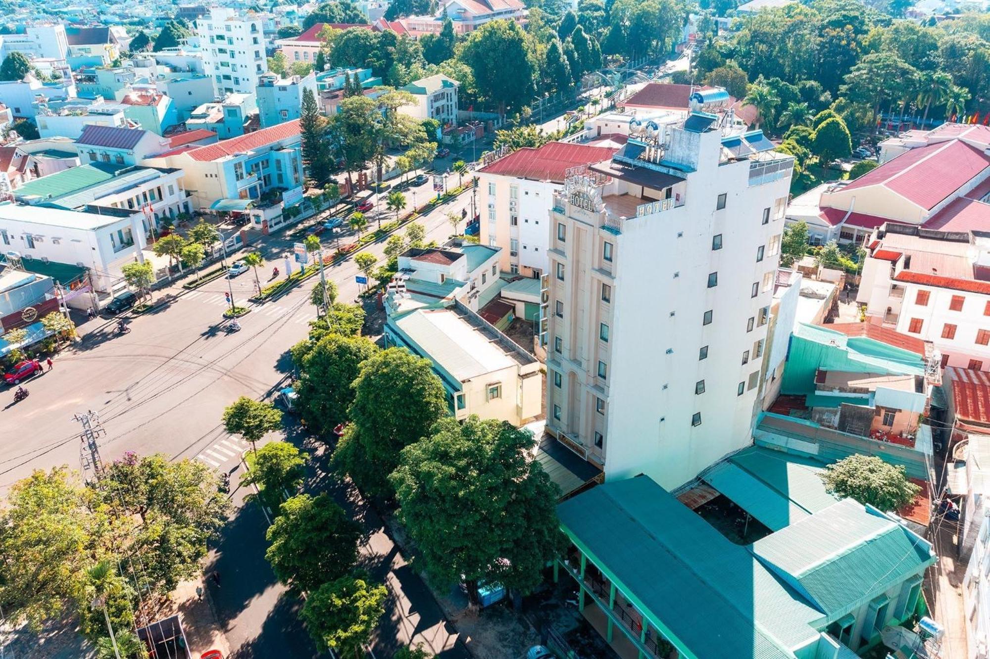 Le Centre Pleiku Hotel Kültér fotó